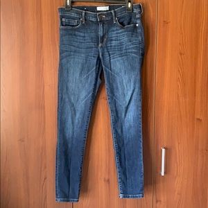 BANANA REPUBLIC - Curvy Mid-Rise Skinny Jeans